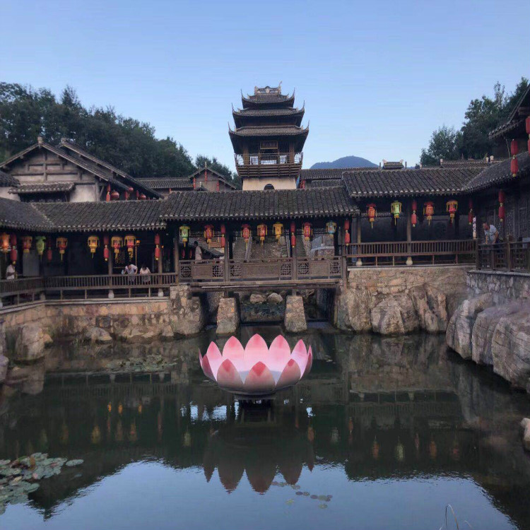 鎮(zhèn)江水舞臺(tái)安裝完畢