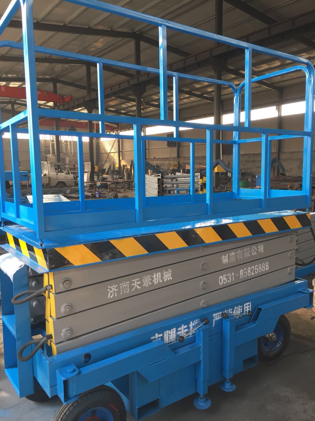 6米移動(dòng)式液壓升降平臺(tái)