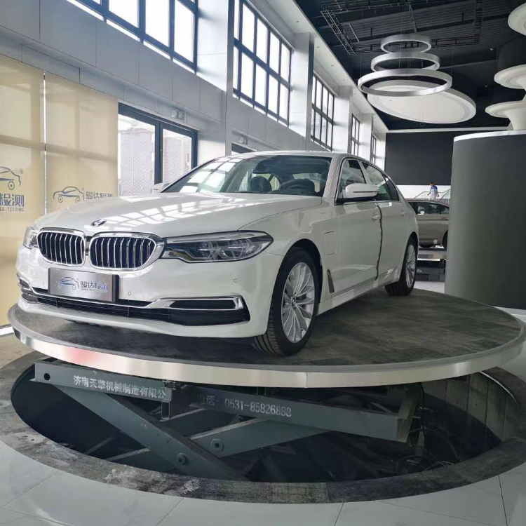 汽車升降旋轉(zhuǎn)展臺
